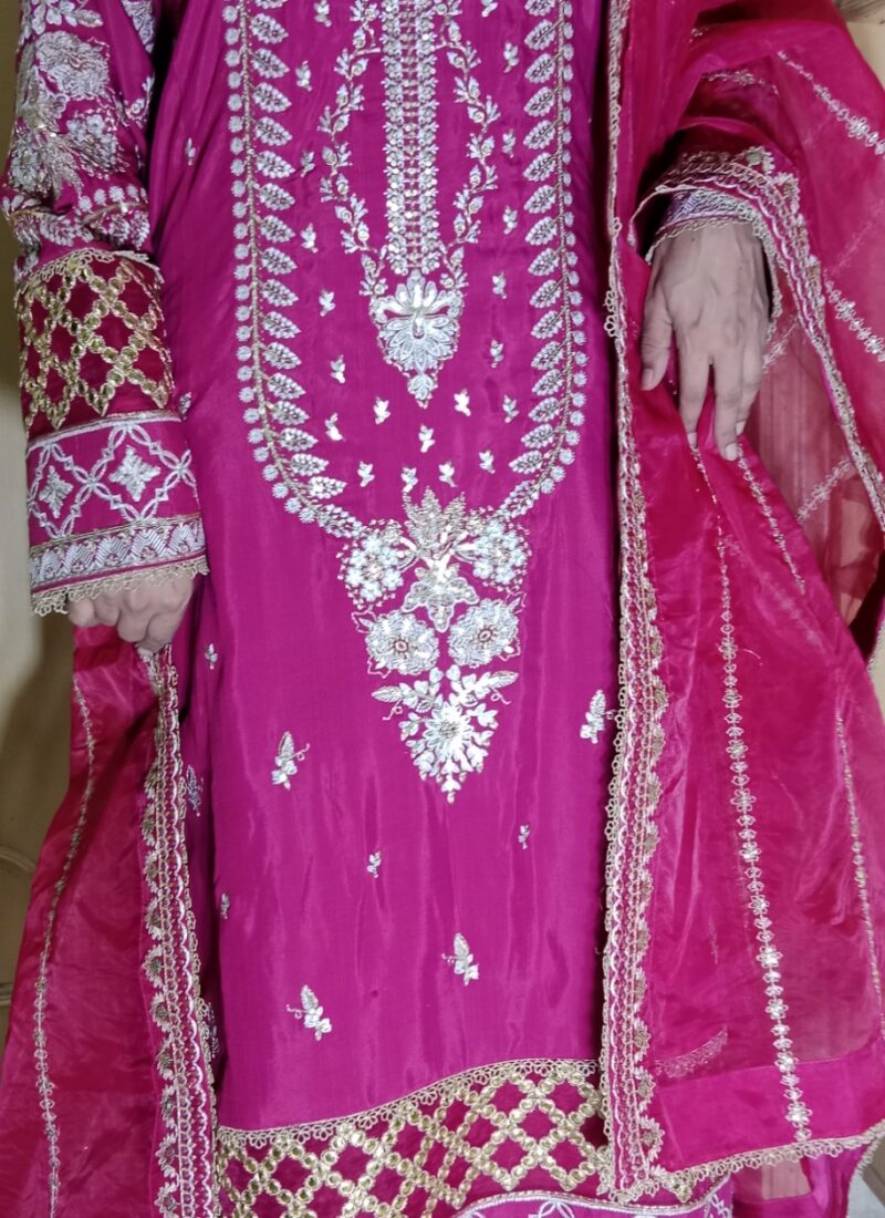 Daiselle Luxury, Pink Raw Silk Suit